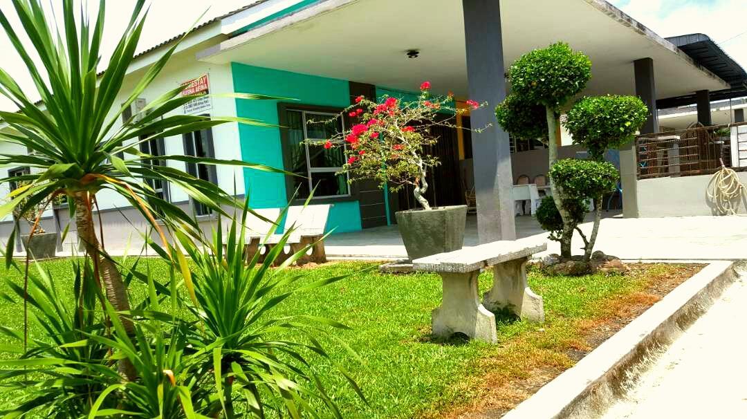 Taiping Homestay Husna Afina Exterior foto